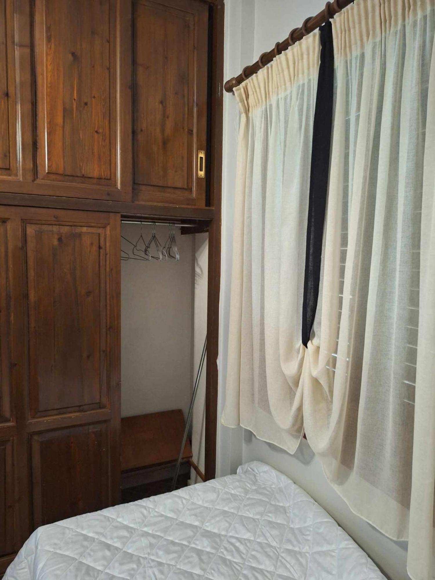 Petroupoli Apartments Athén Kültér fotó